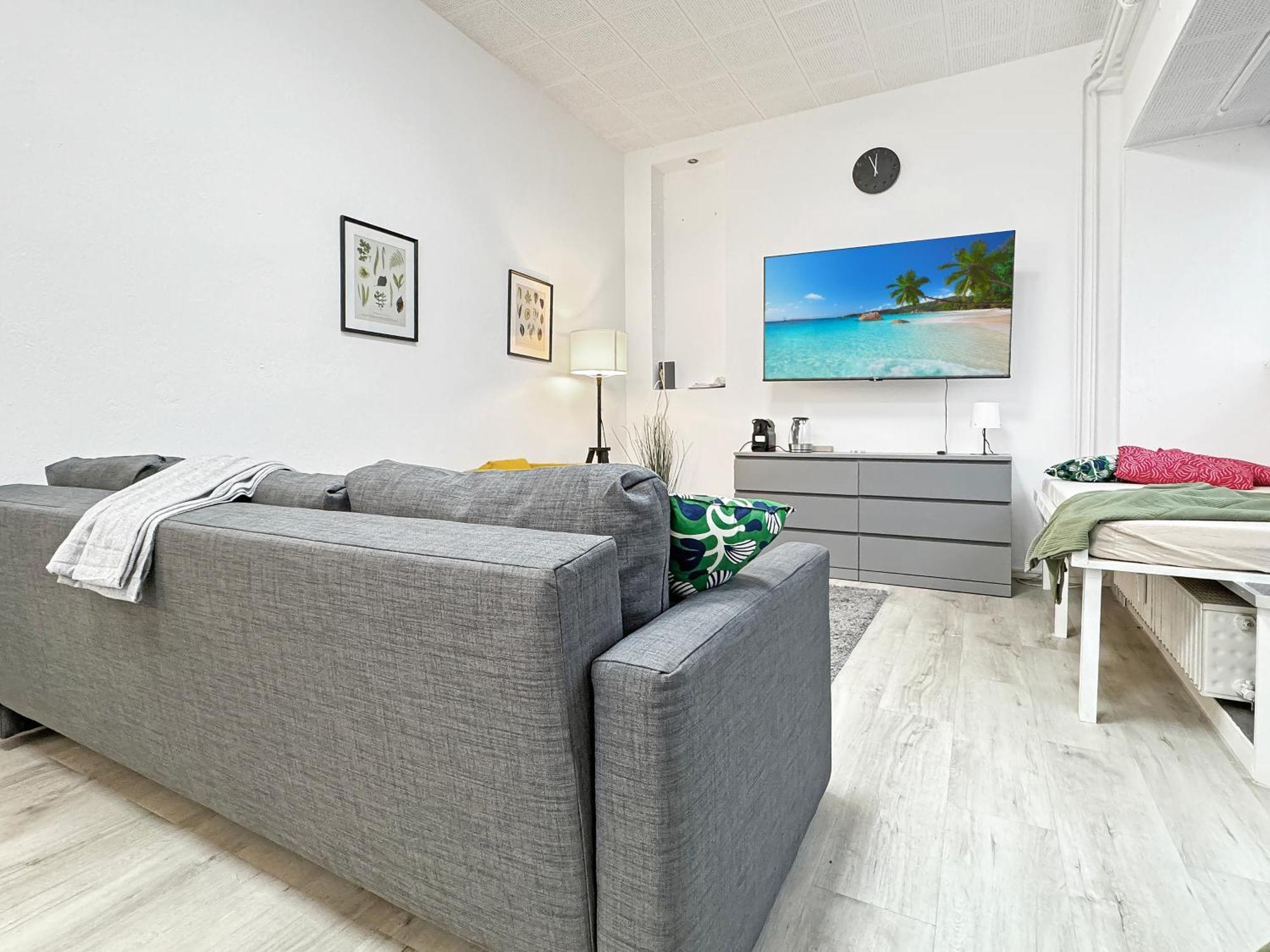 2 Zimmer Apartment Fuer 6 P, 15 Min Zum Flughafen Esslingen am Neckar Eksteriør billede